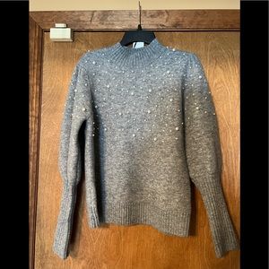 Lucy paris grey with pearl sweater medium NWT
